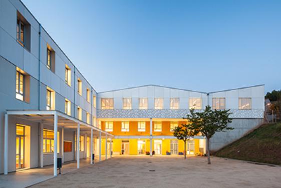 Escuela primaria El Morrot, Olot